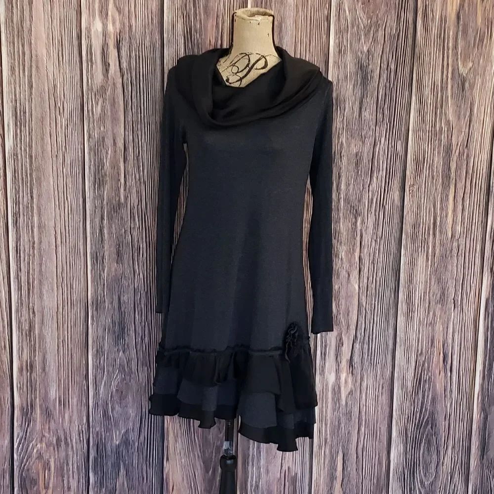 Canal Dress with Rossette Detail